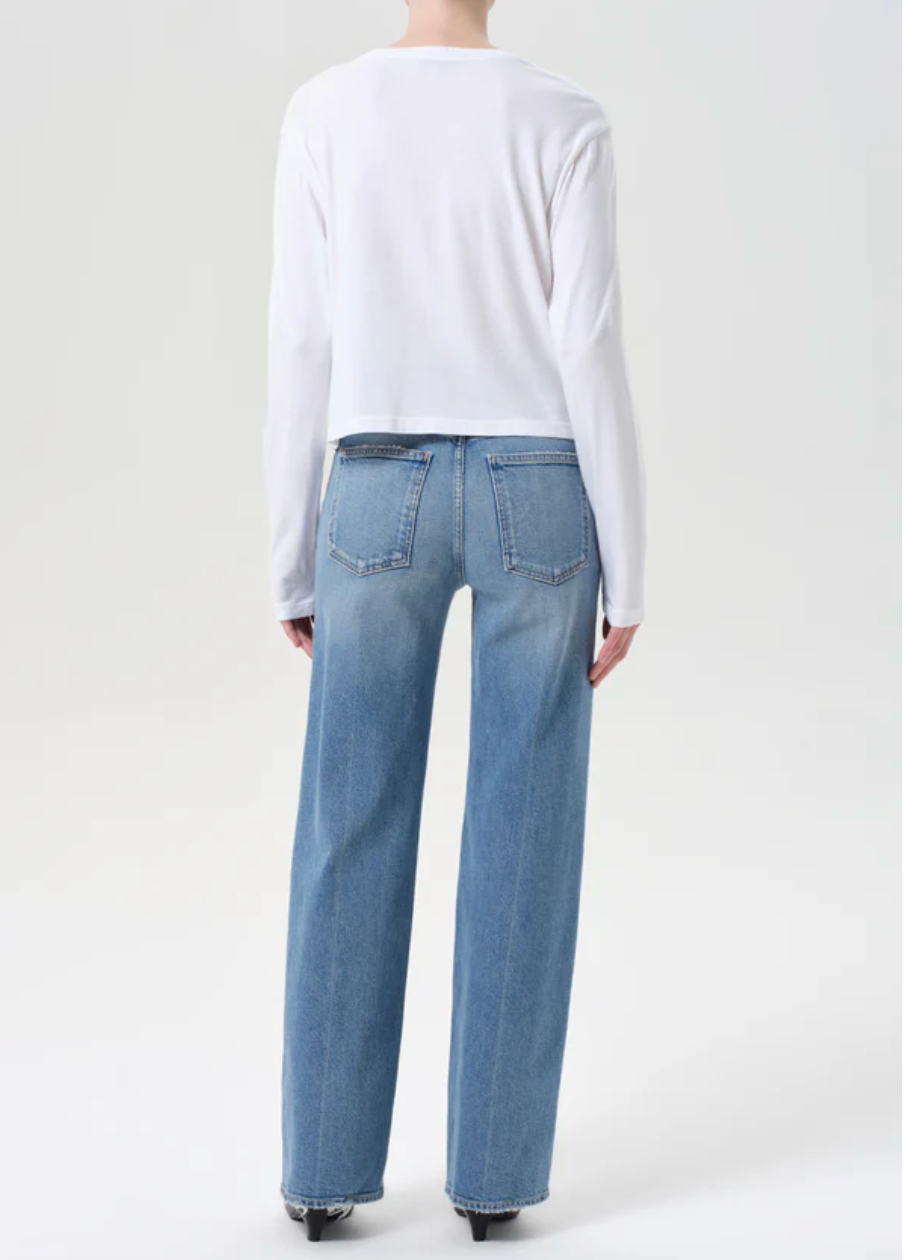 Harper Straight Jean (Stretch) in Forum