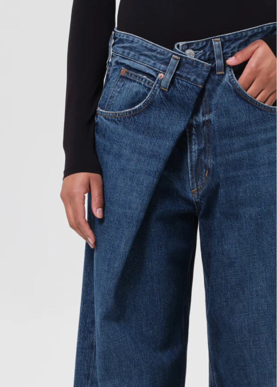 Vana Fold Jean in Nexus
