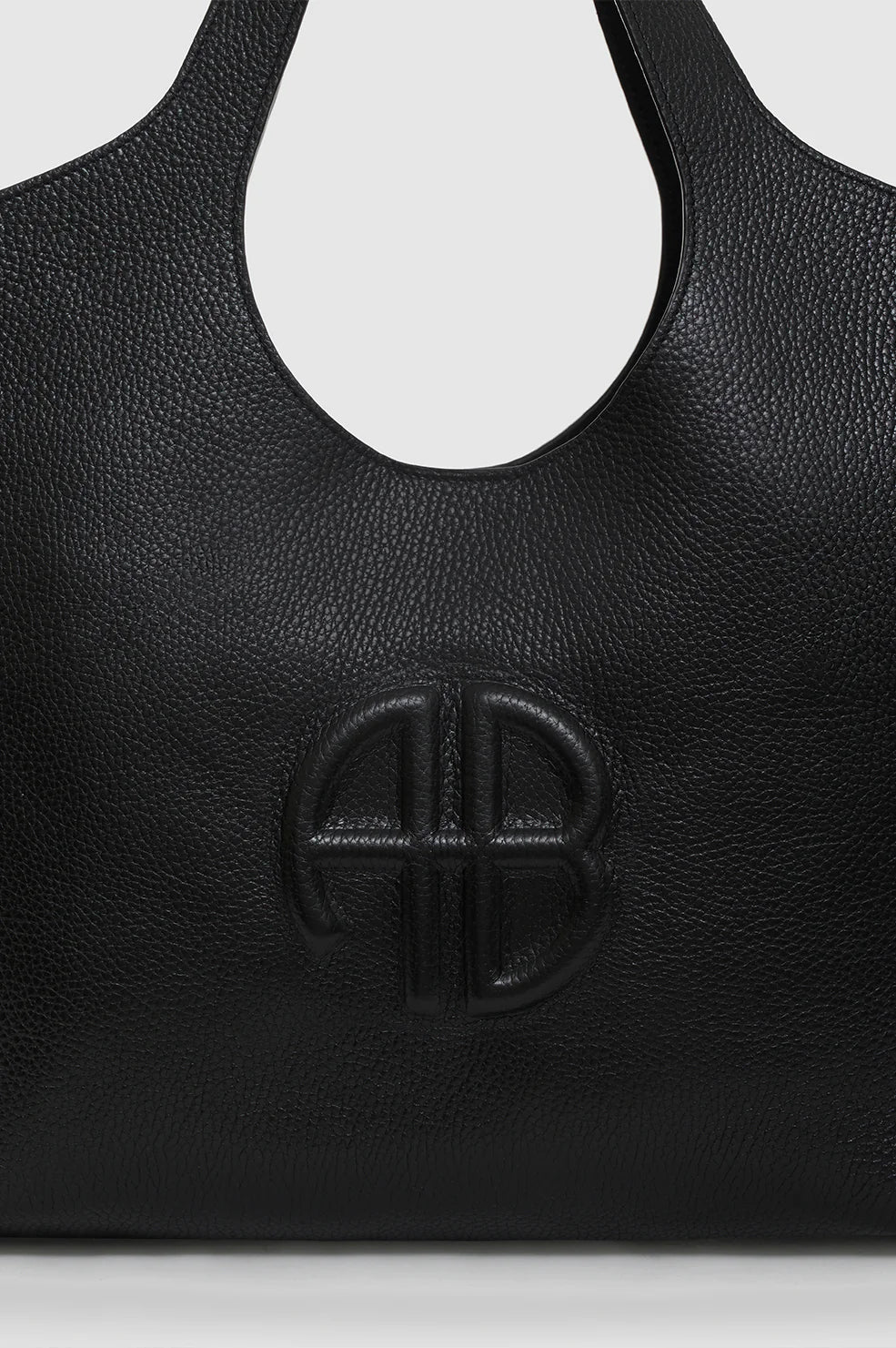 Medium Lili Tote in Black Pebbled