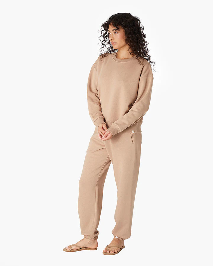 Air Whipped Crew in Camel