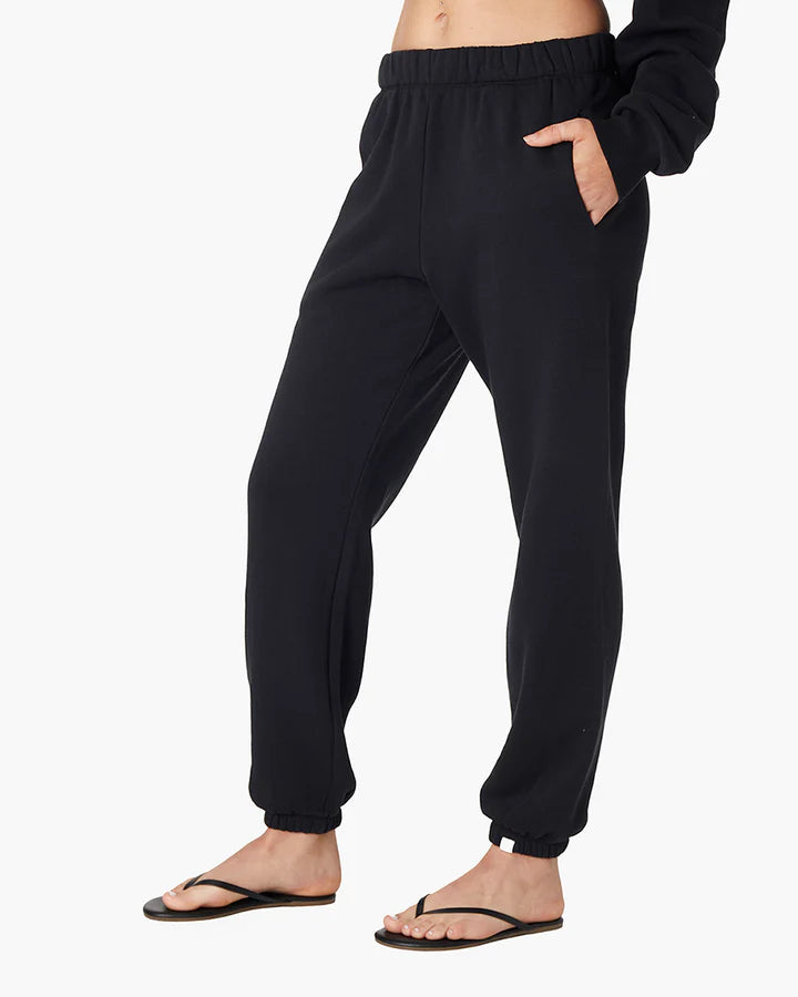 Air Whipped Sweatpant in Black
