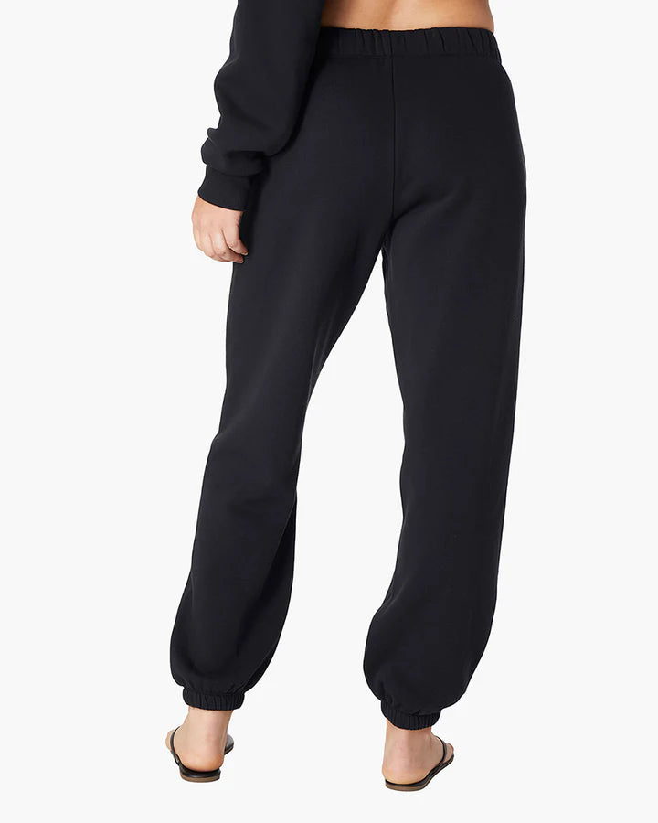 Air Whipped Sweatpant in Black
