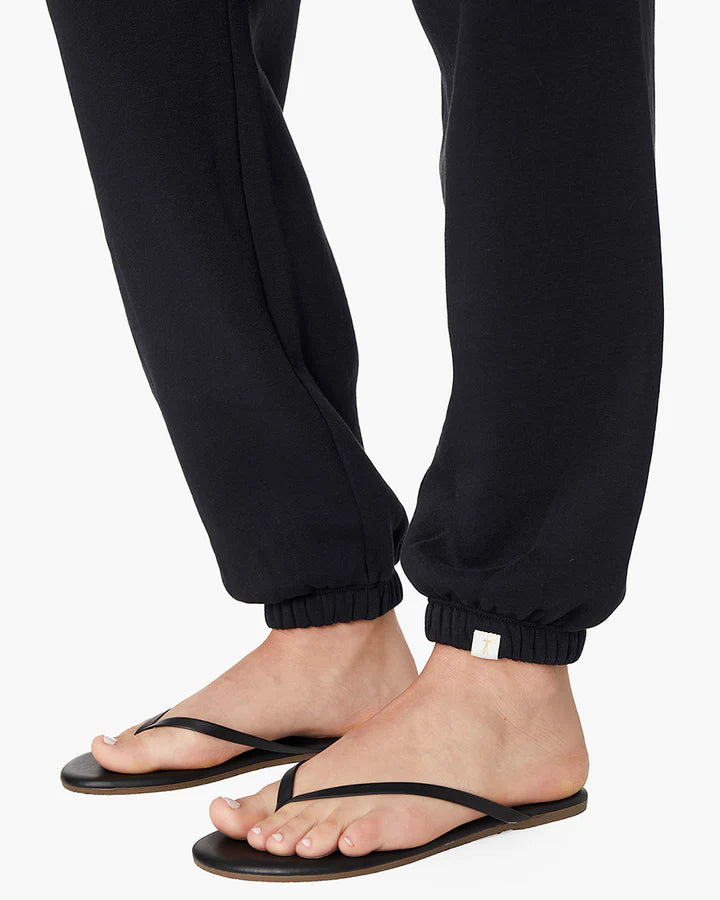 Air Whipped Sweatpant in Black