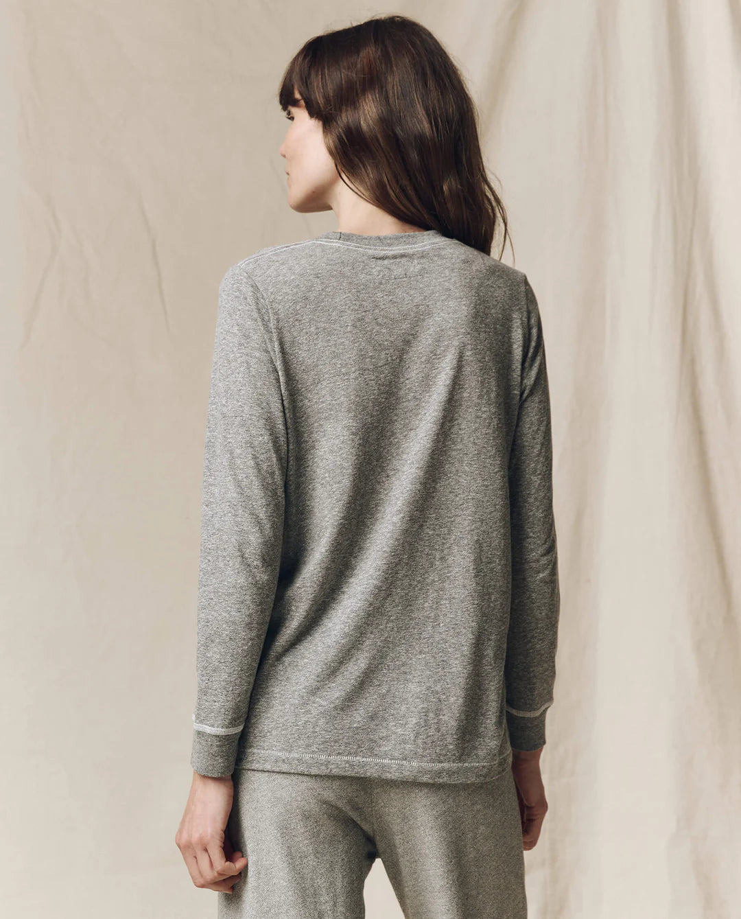 The Great The Long Sleeve Slim Tee. Heather Grey