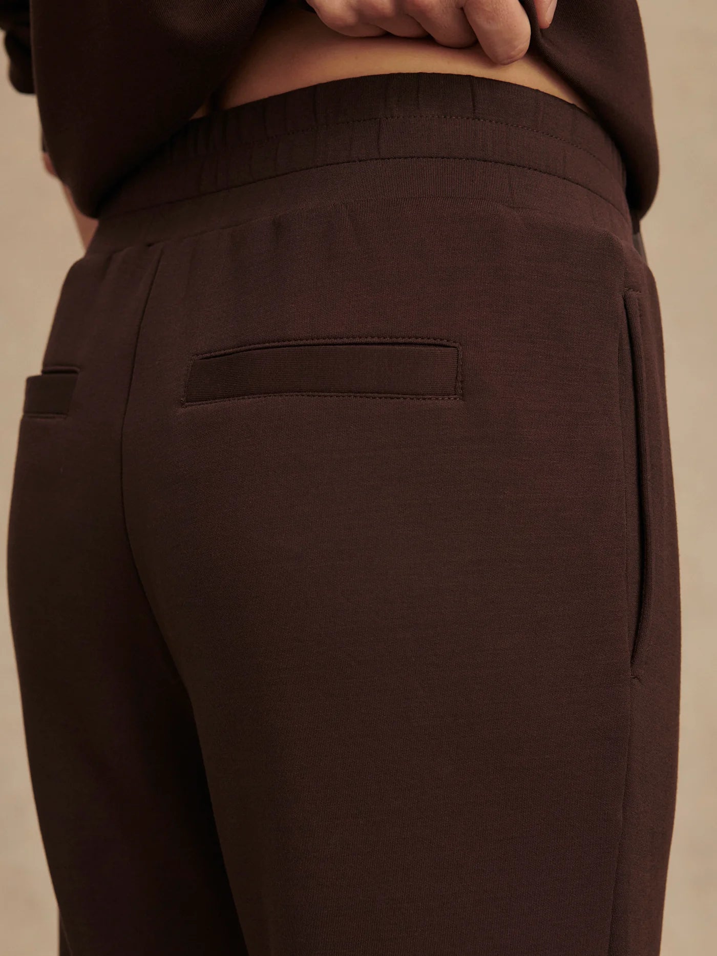 The Slim Cuff Pant 27.5" in Coffee Bean