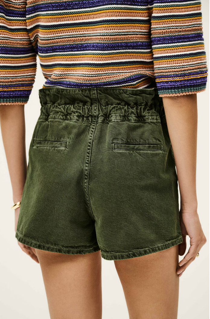 Fabo Shorts. Kaki