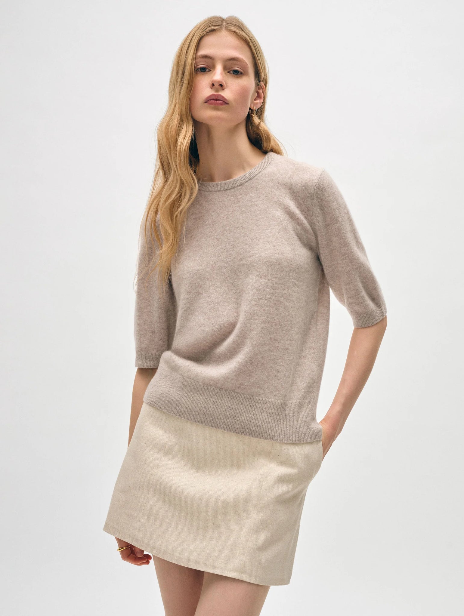 Essential Cashmere Tee in Sandwisp Heather