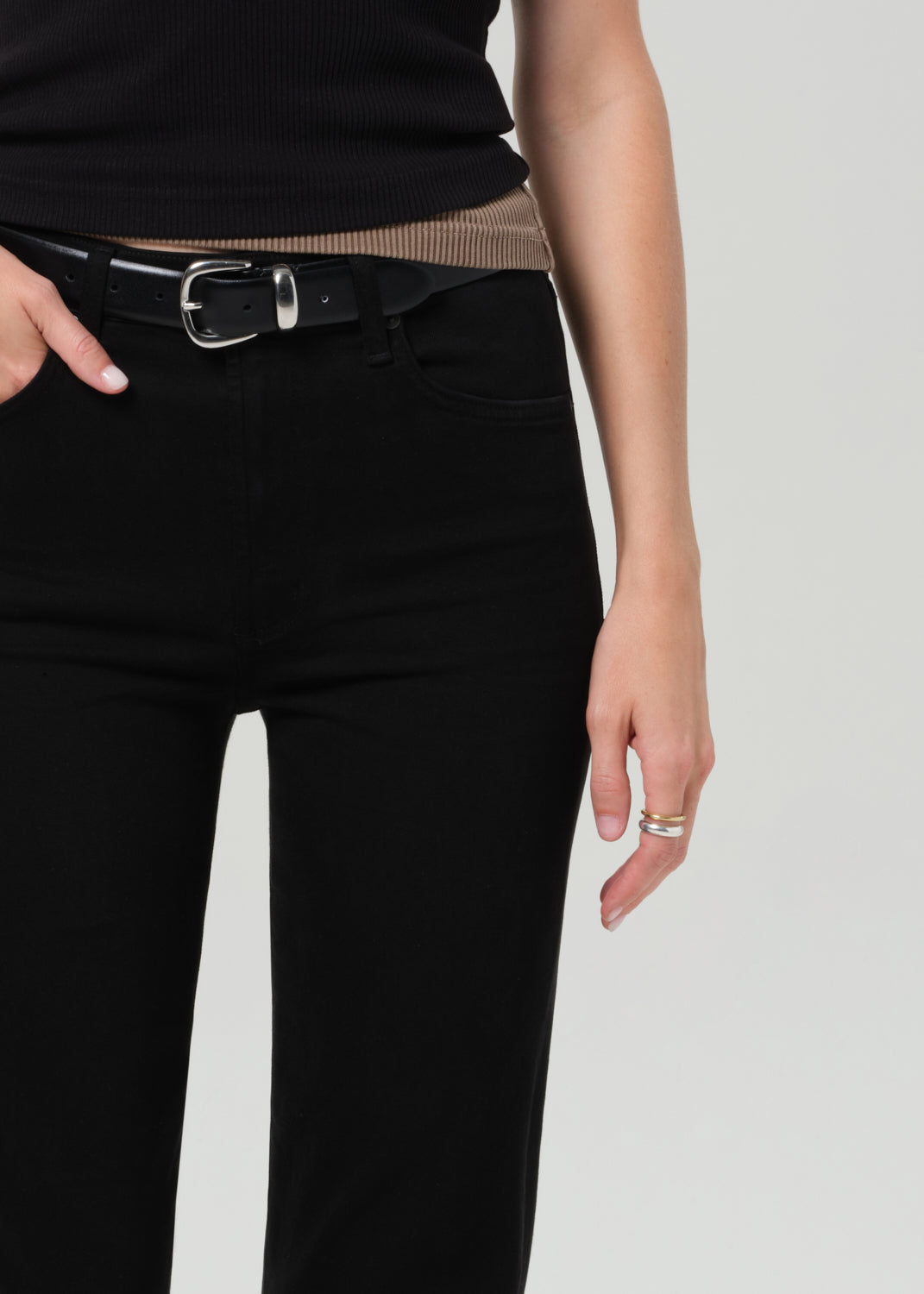 Caia Straight in Plush Black