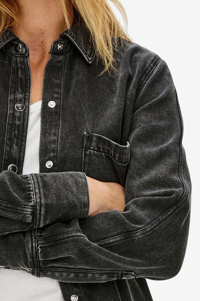 Atticus Shirt in Washed Black