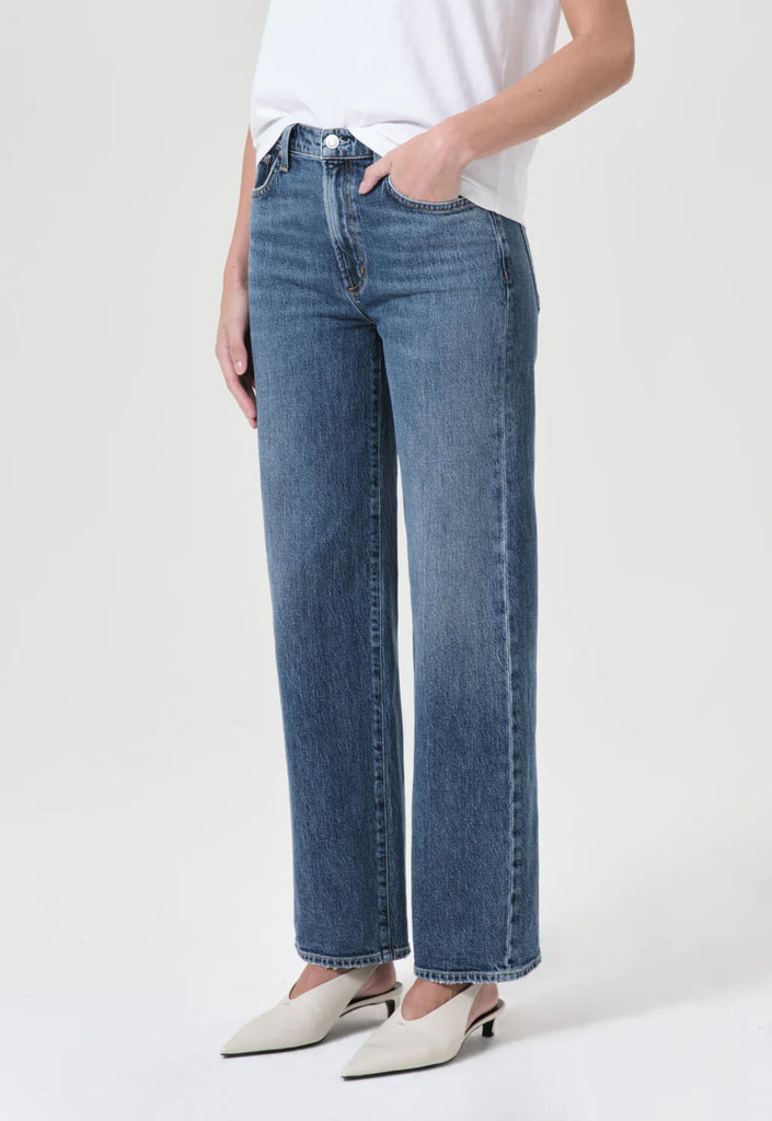 Harper Straight Jean in Fix