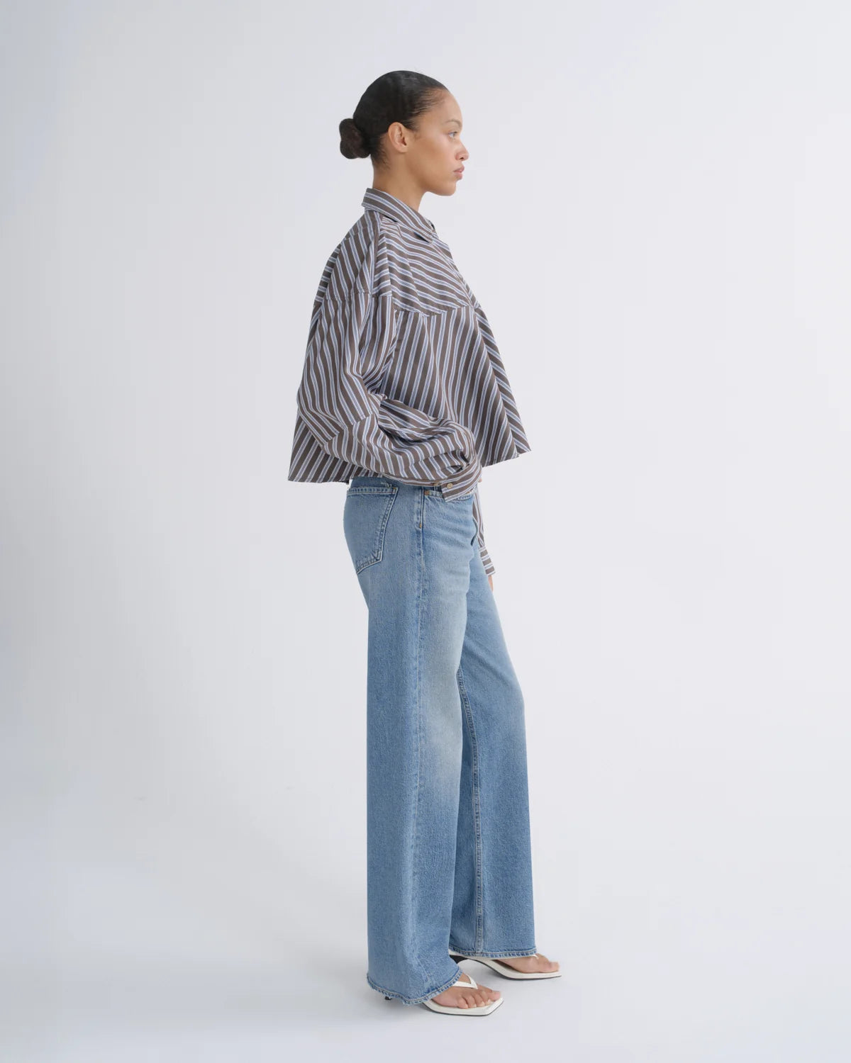 Ren Jean 32" in Measure