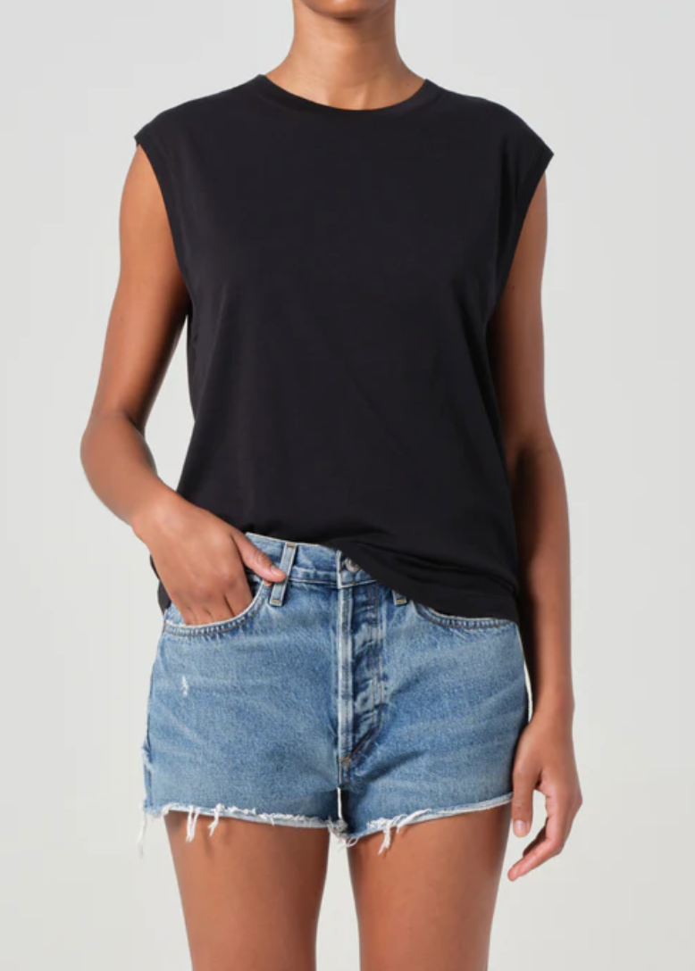 Raya Muscle Tee in Black