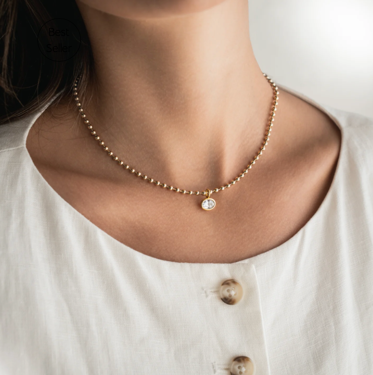 Bezel Oval ball Chain Necklace in Gold | 18"