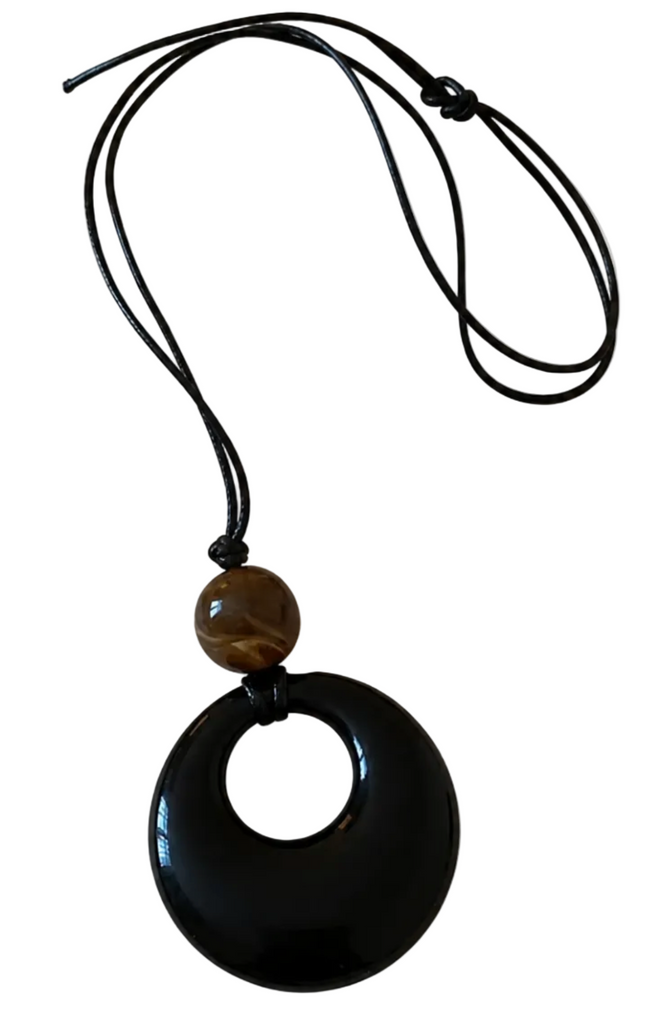 Cleo Noir Necklace