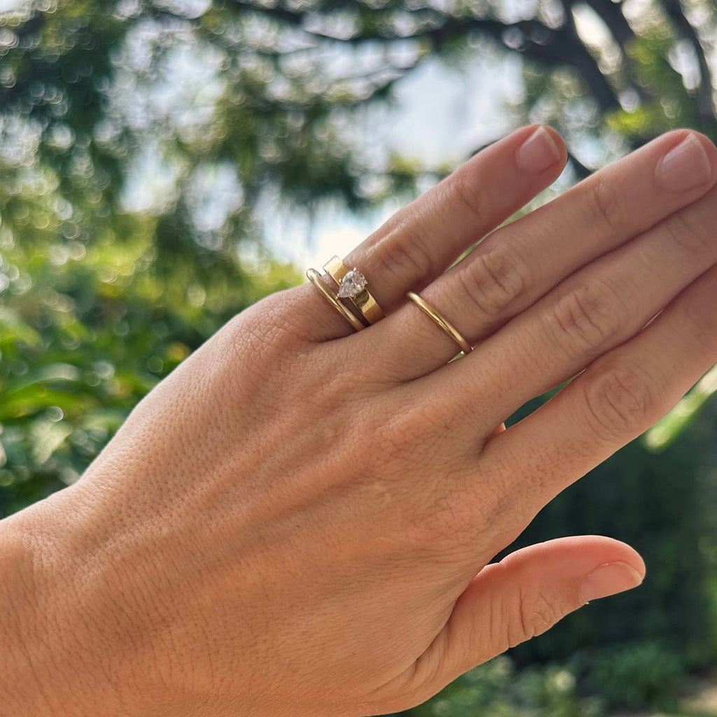 Pear Pinky Ring in Gold