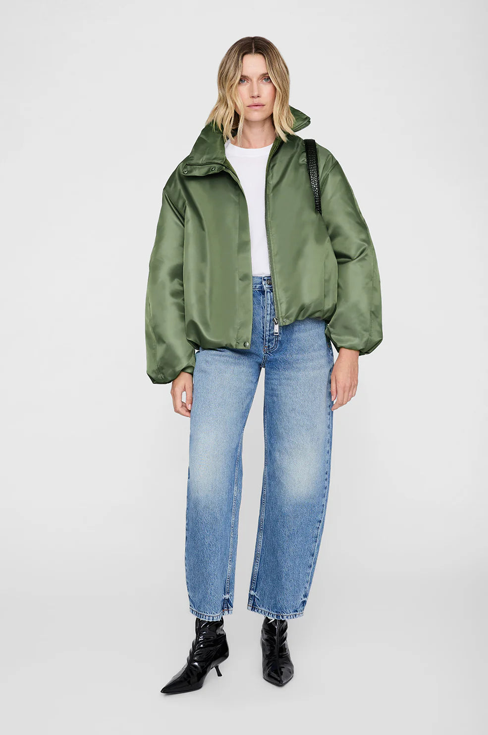 Cyrus Jacket in Olive