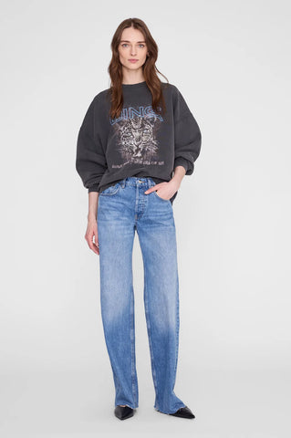 Miles Sweatshirt Leo Muse in Washed Black