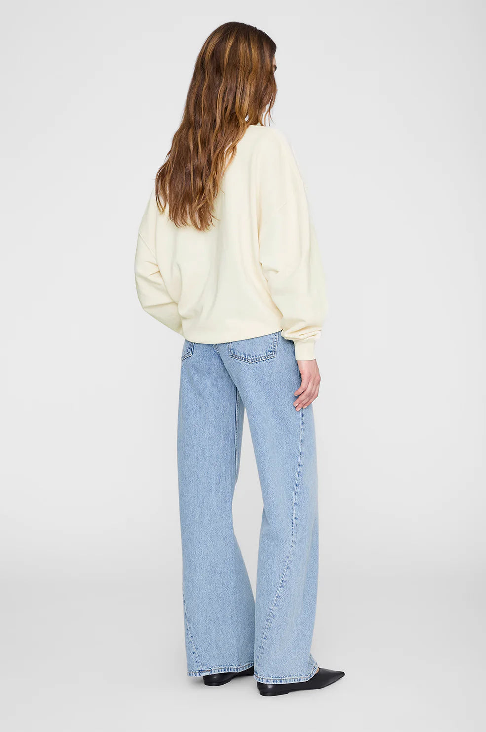 Miles Sweatshirt Letterman in Cream