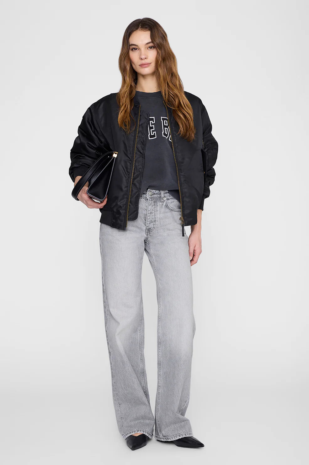 Miles Sweatshirt New Classic in Washed Black