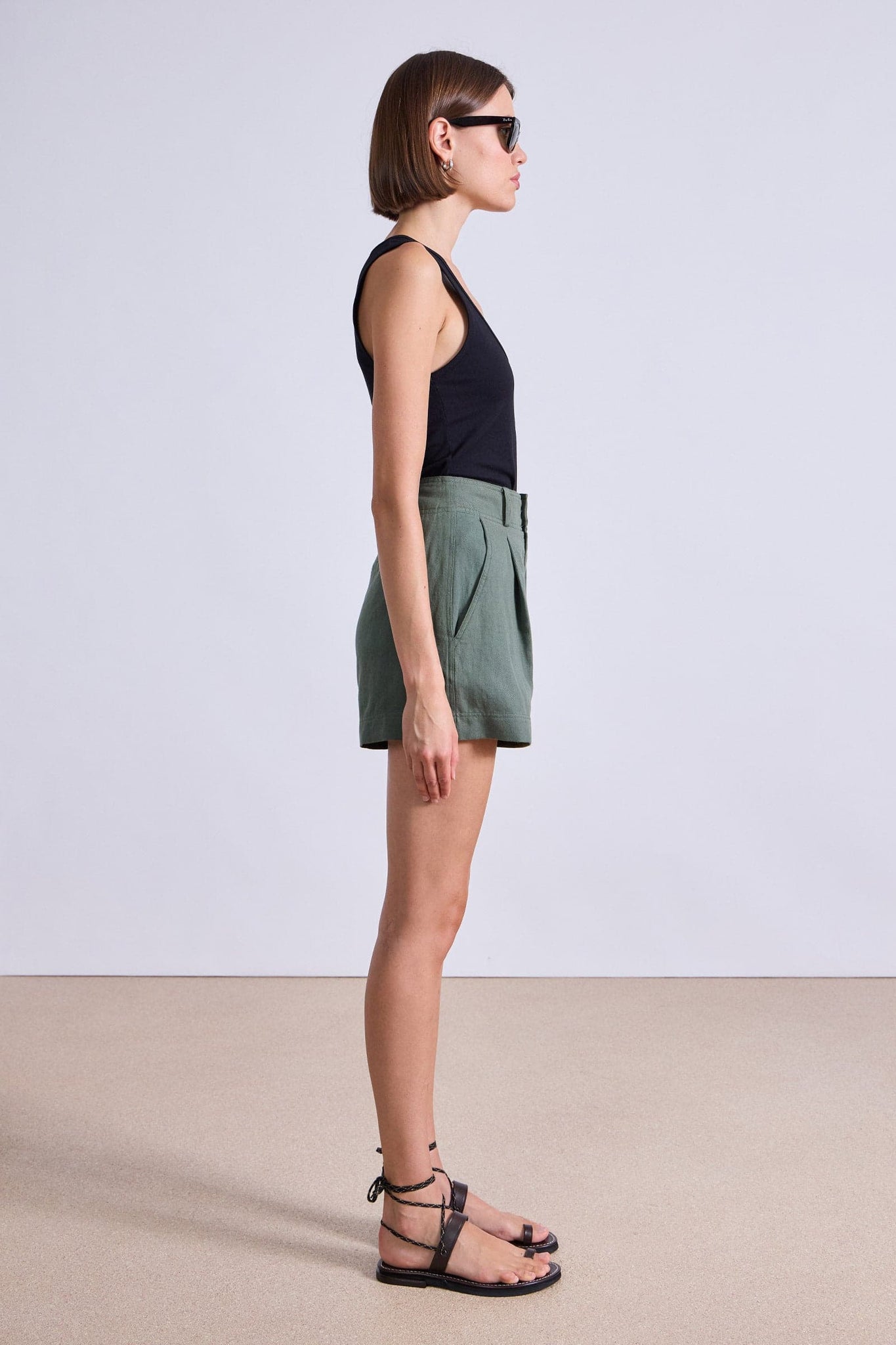 Short Bari Short in Thyme