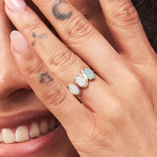 air element mood ring in 14k solid gold