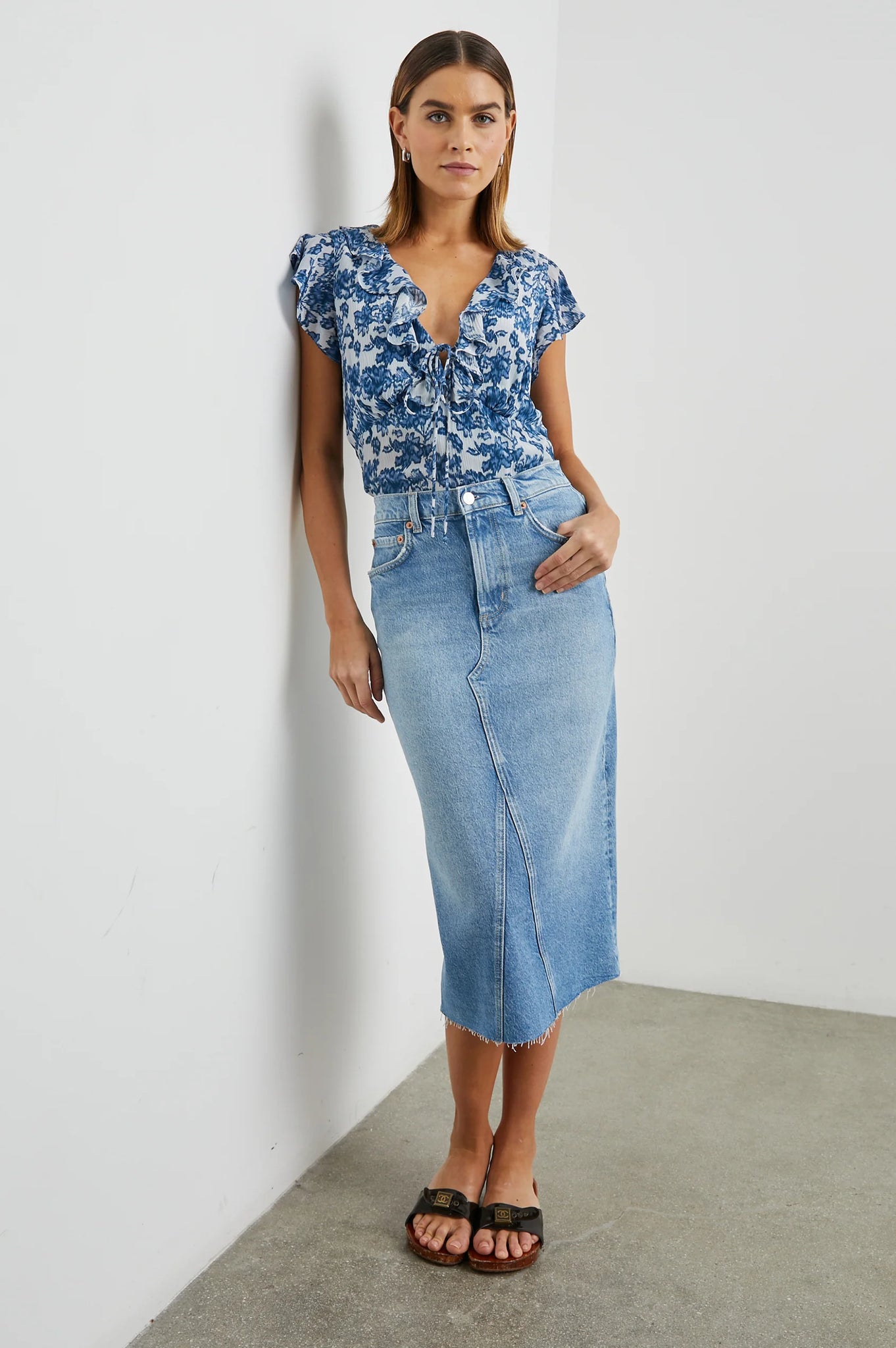 Carmine Top in Chambray Floral