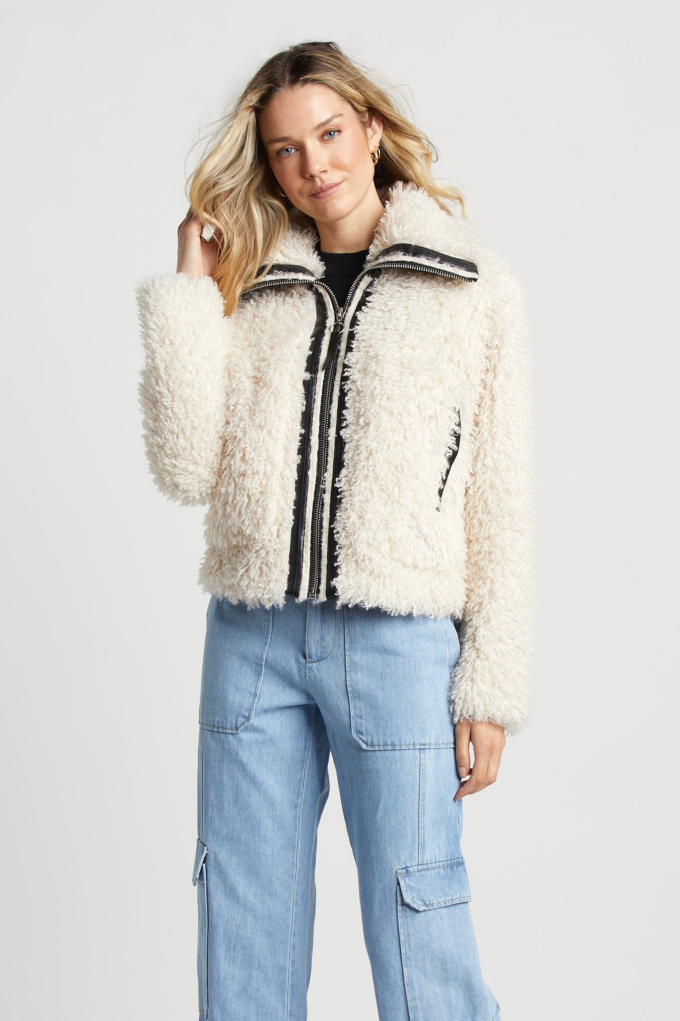 Carrie Short Magnolian Faux Fur Coat in Ivory