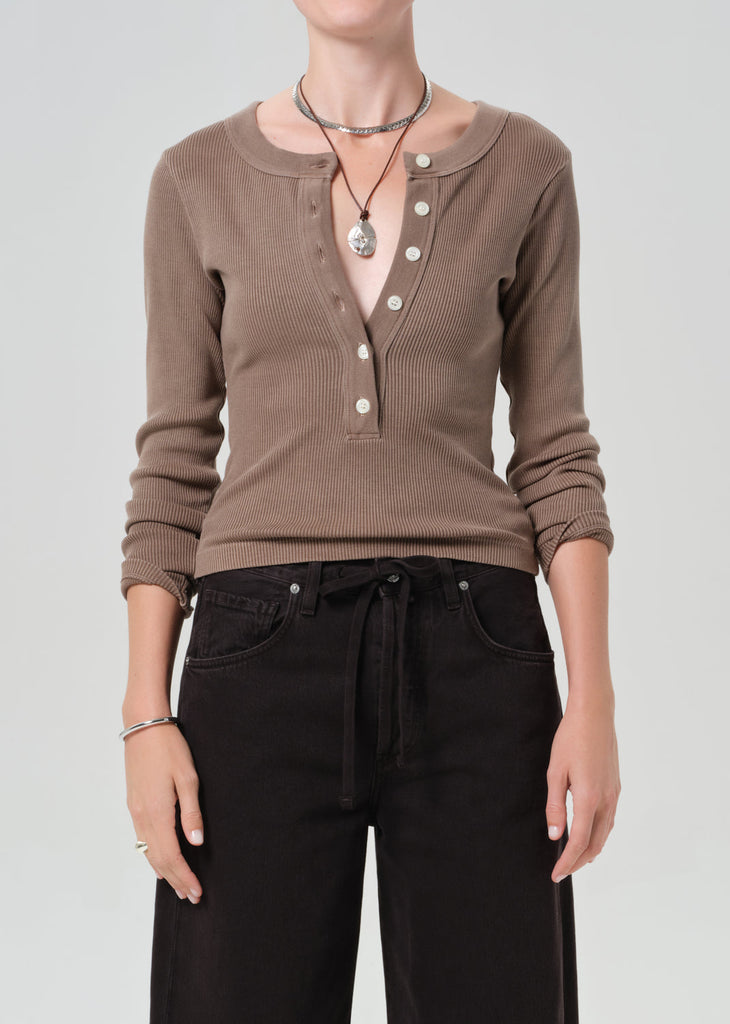 Varra Henley in Cocoa