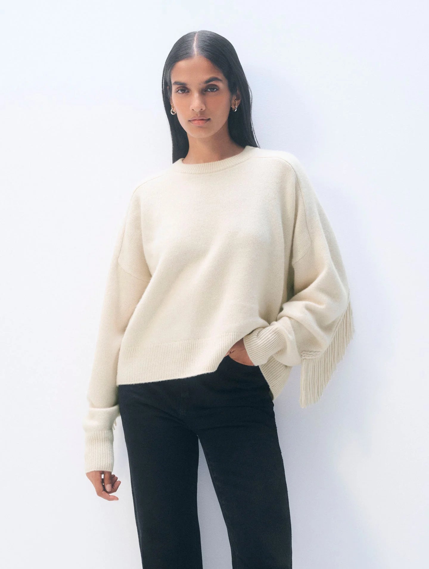 Cashmere Blend Luxe Fringe Crewneck in Ivory