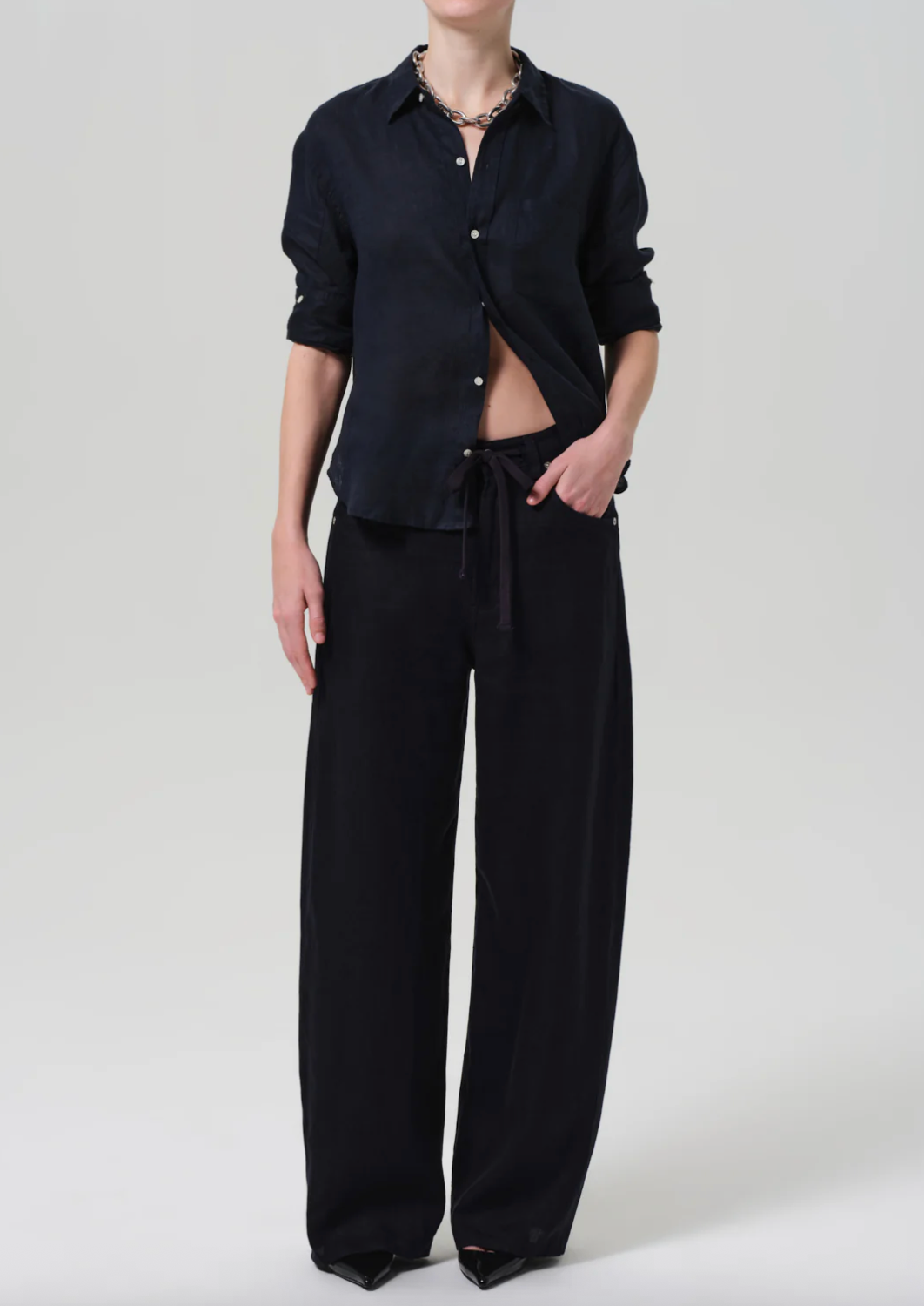 Brynn Drawstring Linen Trouser in True Navy