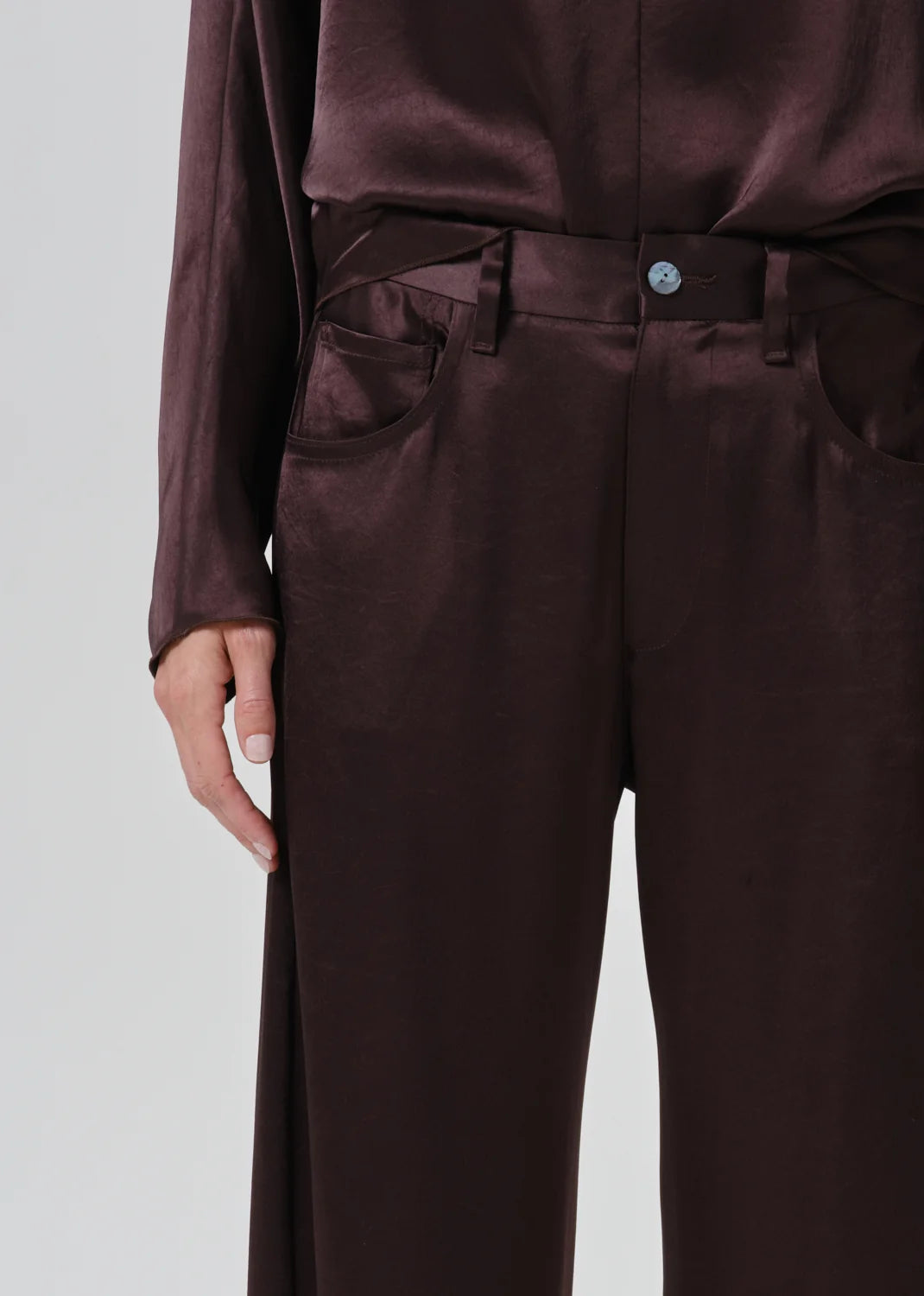 Brynn Japanese Hammered Satin Trouser in Espresso