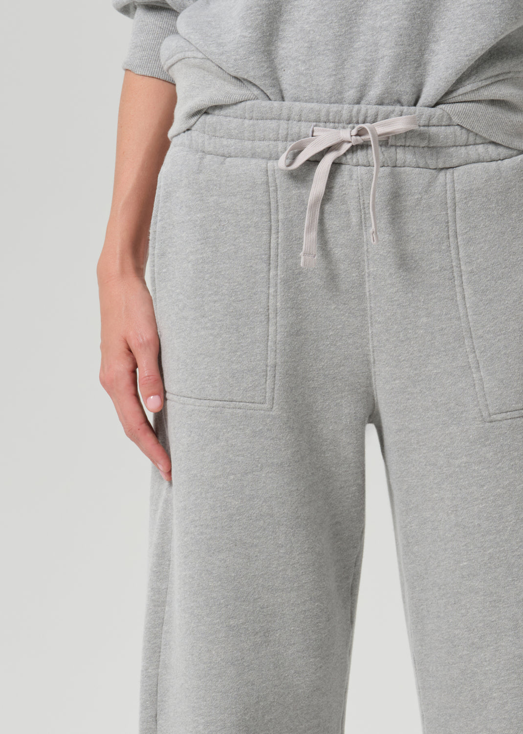 Freya Sweatpant in Heather Grey