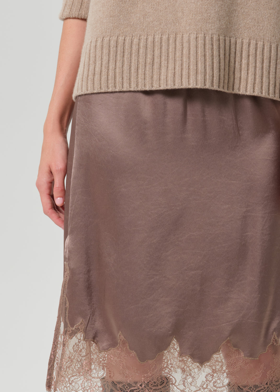Lace Trimmed Skirt in Cocoa