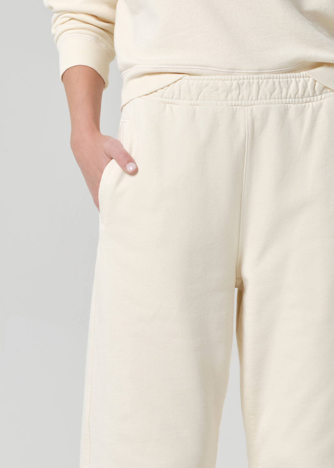 Miro Sweatpant in Cream
