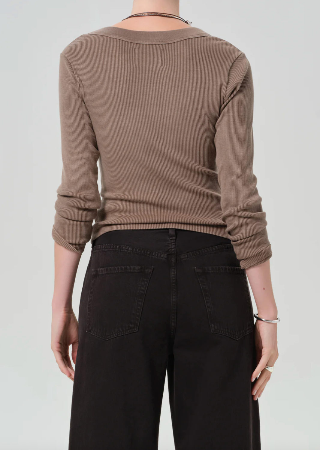 Varra Henley in Cocoa
