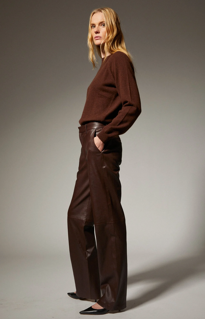 Classic Leather Trousers in Café