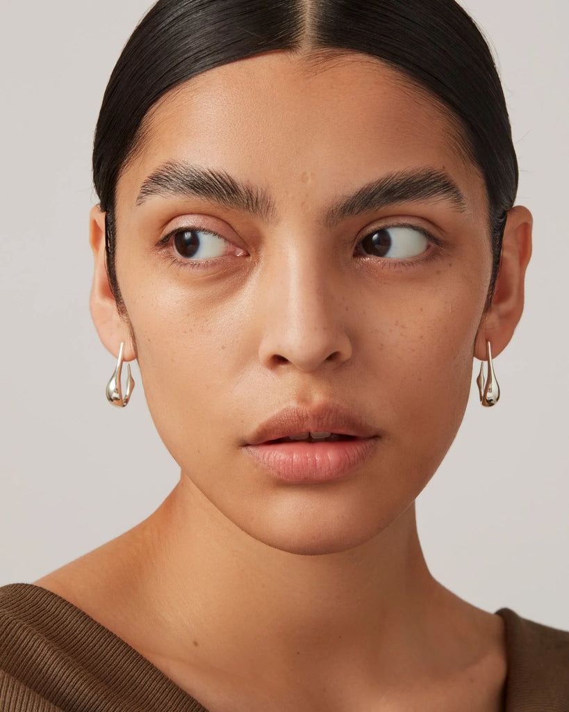 Colette Hoop Earrings Small in Silver