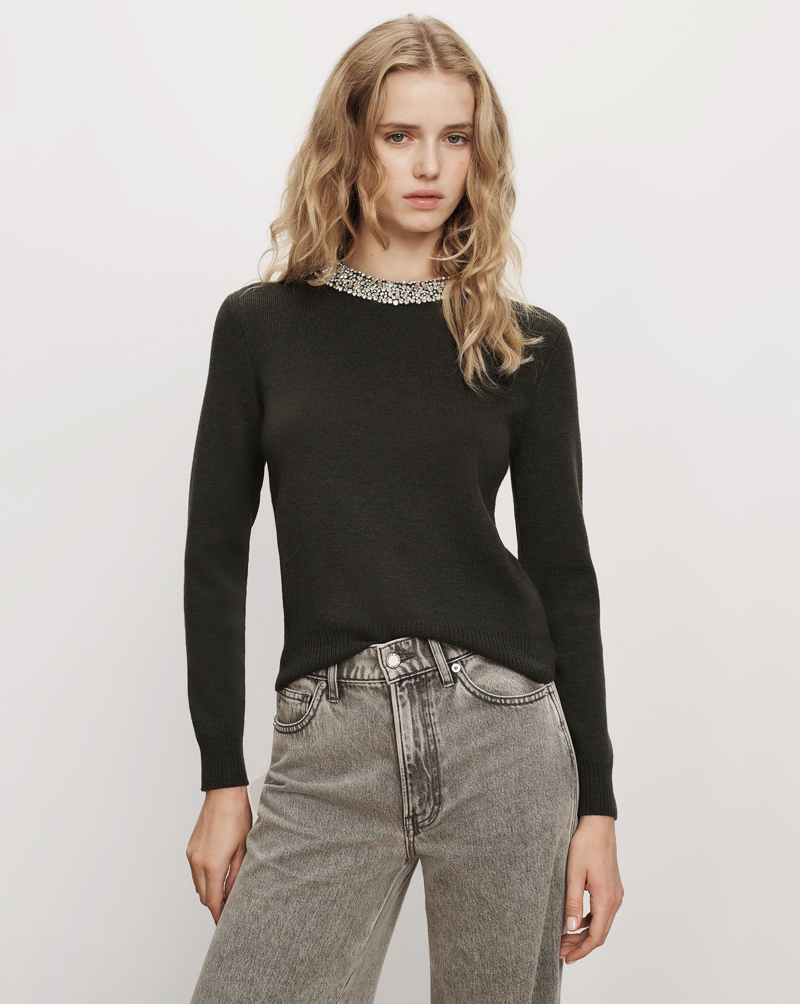 Daro Embellished Sweater in Green Shadow