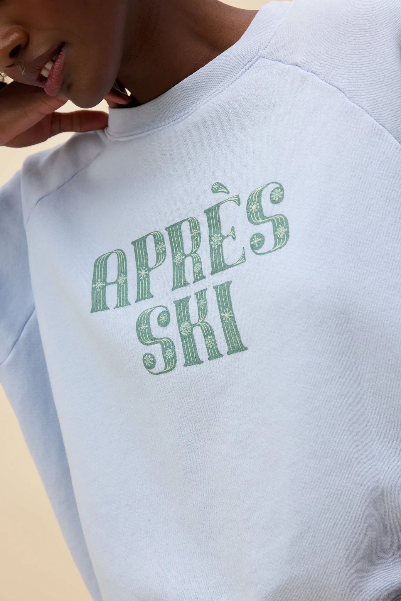 Après Ski Shrunken Raglan Sweatshirt in Light Dusk