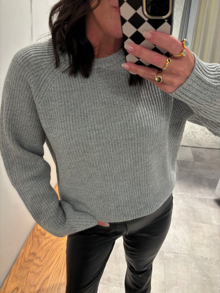 Fine Merino Rib Raglan Crew in Fog Grey