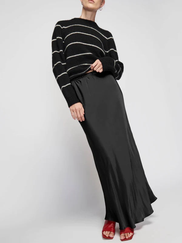 Gaia Bias Cut Maxi in Black