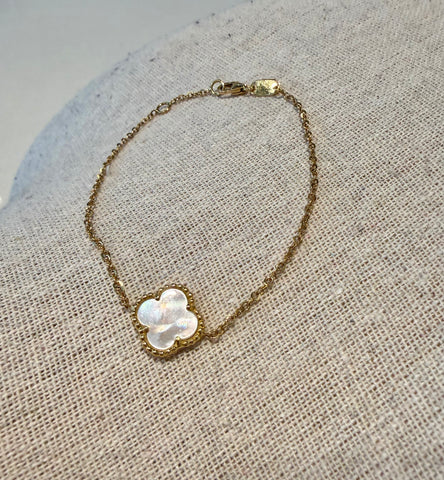 Marie Bracelet | 18k Mother of Pearl Clover