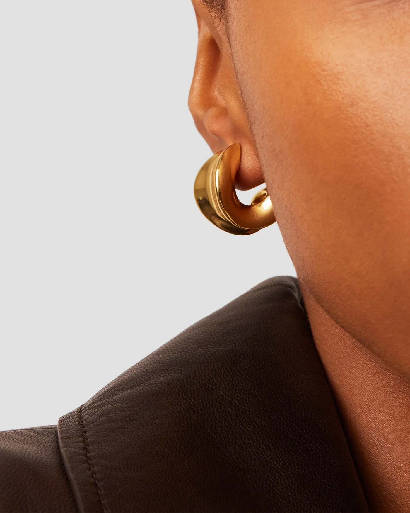 Chunky Doune Hoops in Gold