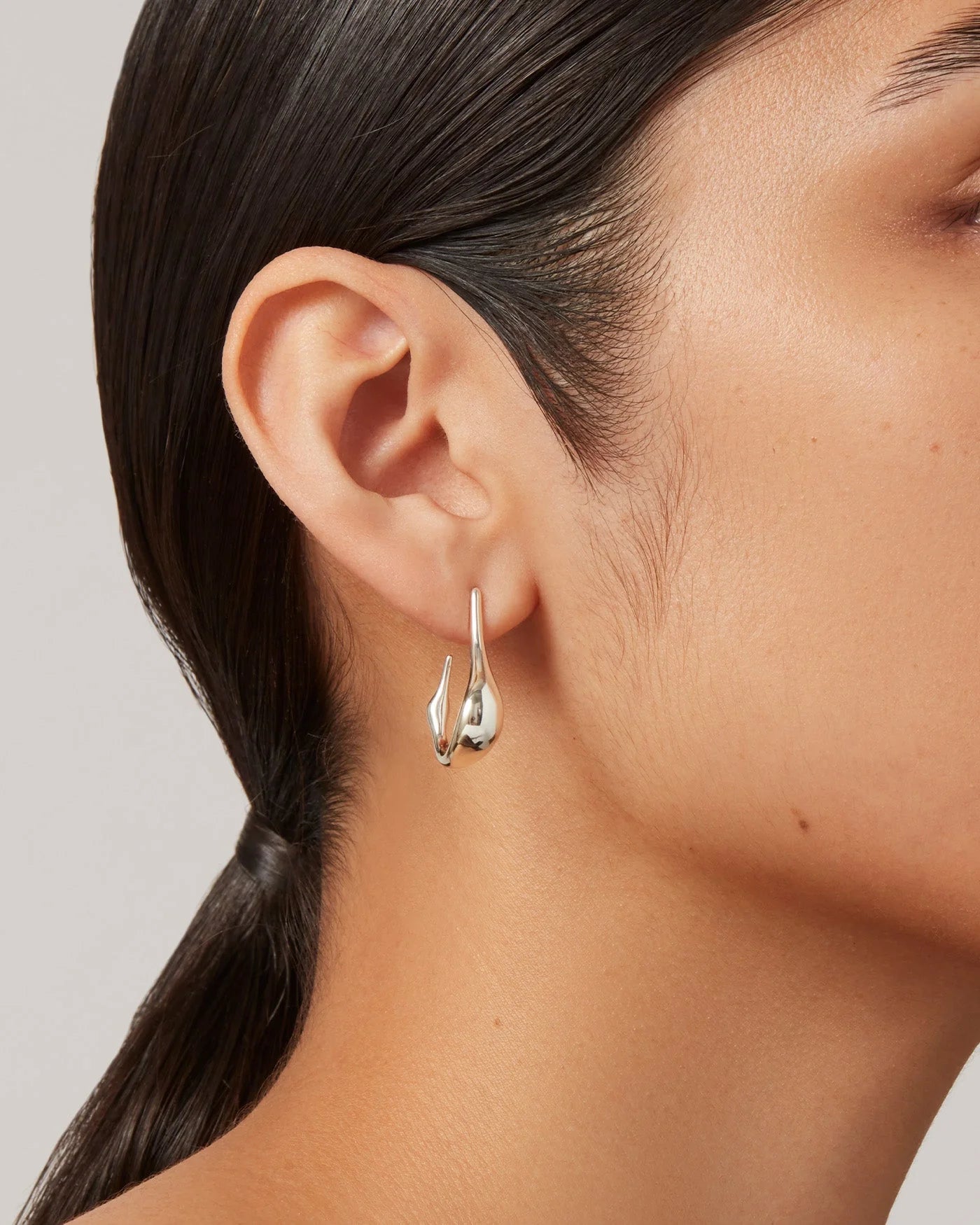 Colette Hoops Small in Silver