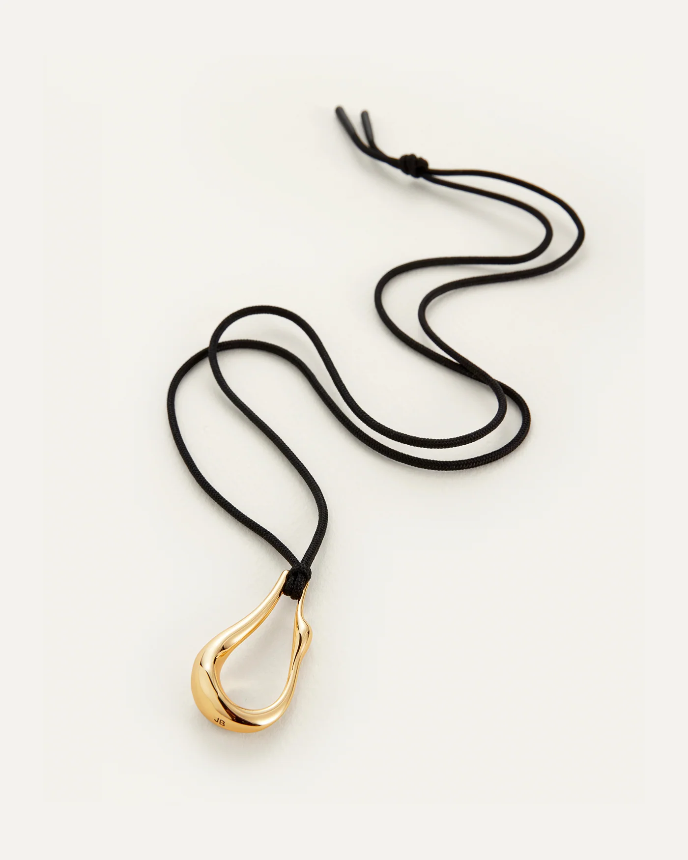 Egret Rope Necklace in Gold
