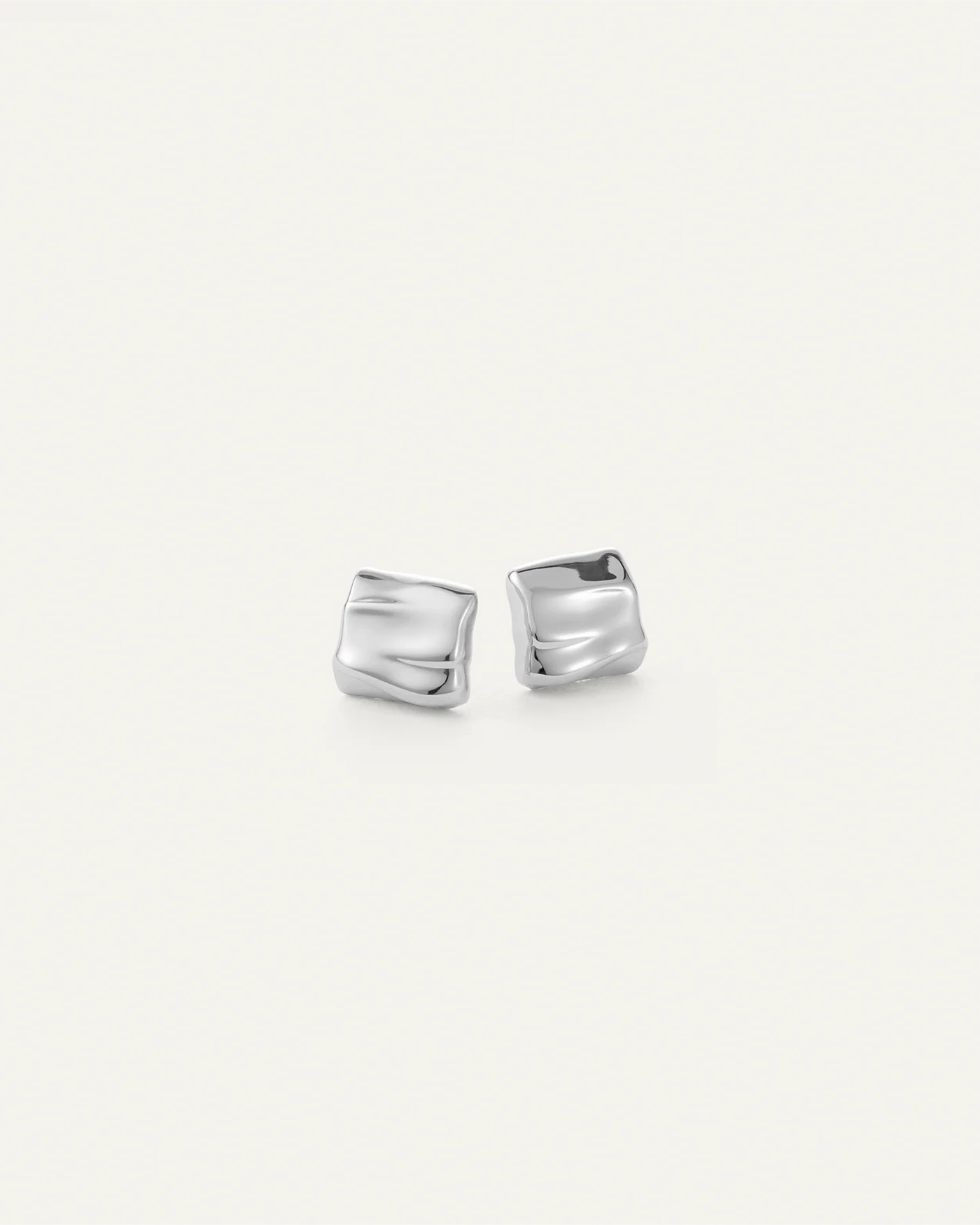 Mini Sundra Earrings in Silver