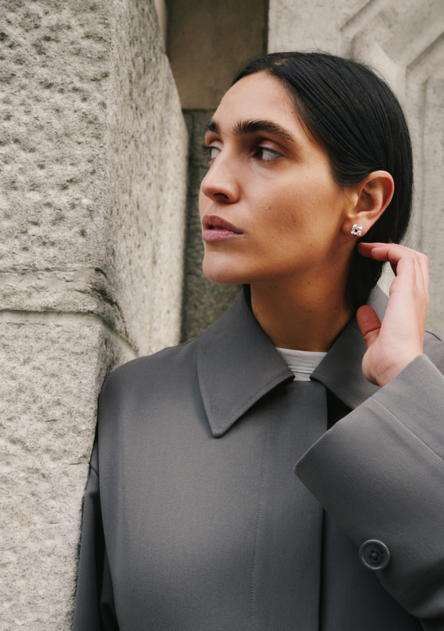 Mini Woven Square Earrings in Gold