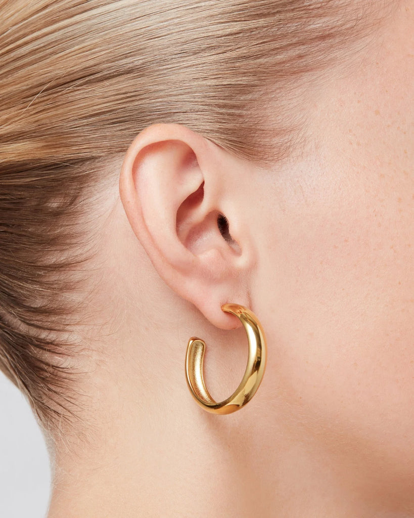 Staple Hoops Large in Gold