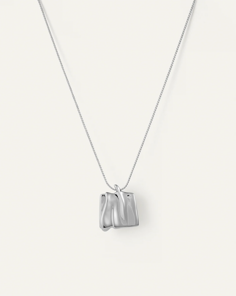 Sundra Pendant Necklace Large in Silver