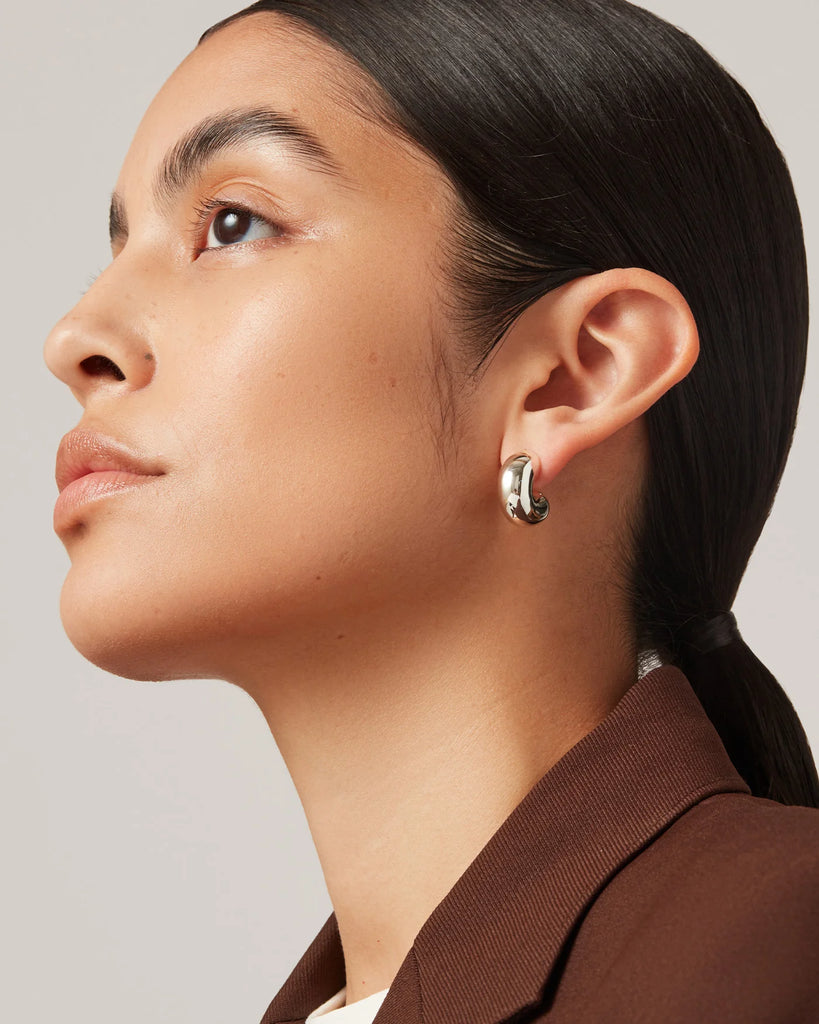 Tome Hoops Medium in Silver